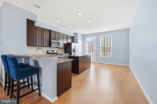 Building Photo - 14619 Featherstone Gate Dr