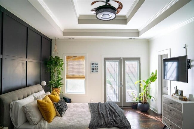 Building Photo - 1580 Pineview Terrace SW