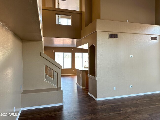 Building Photo - 15514 W Ventura St