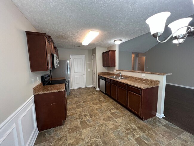 Building Photo - Cute 3 BR, 2 Bath near Christiana