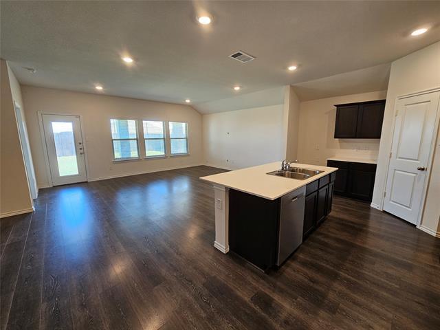 Building Photo - 2220 Rosemary Wy