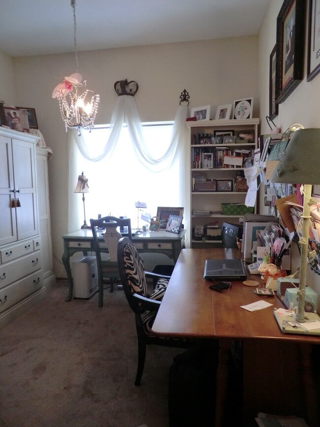 Building Photo - Lovely Duplex in 55+ Community
