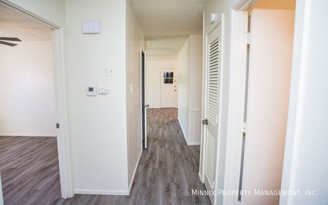 Building Photo - 4813 6th St