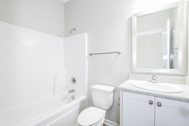 Building Photo - Spacious 4 Bedroom Home in Grovetown	, GA