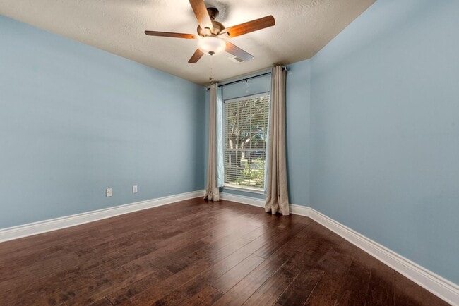 Building Photo - 3610 Hill Family Ln