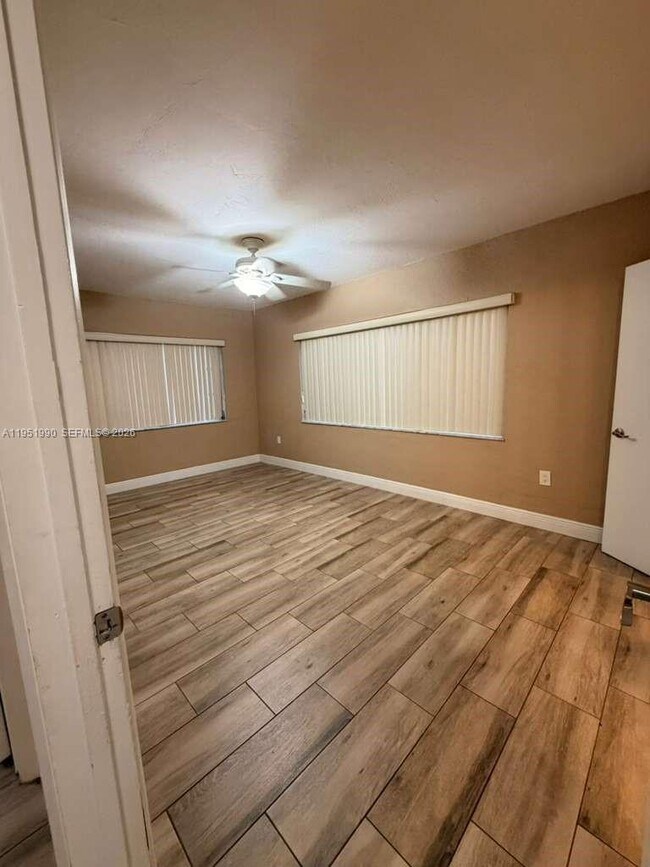 Building Photo - 13858 SW 90th Ave