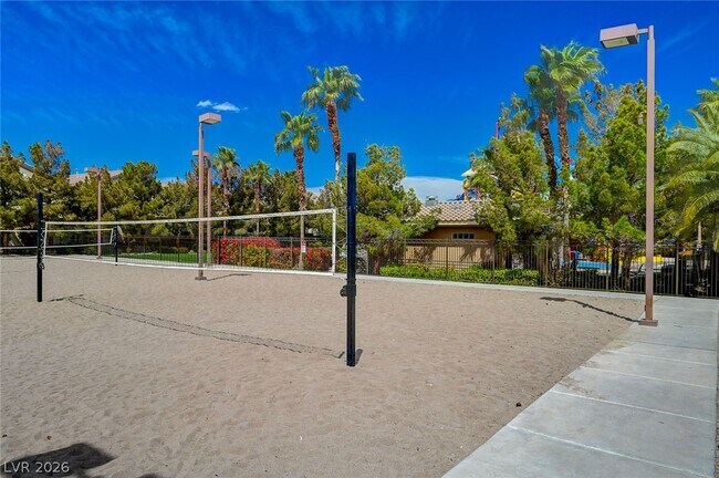 Building Photo - 121 Standing Stone St