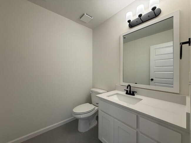Building Photo - 18116 Austin Ct