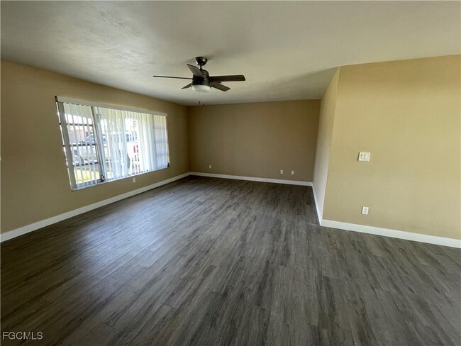 Building Photo - 253 SE 46th Ter