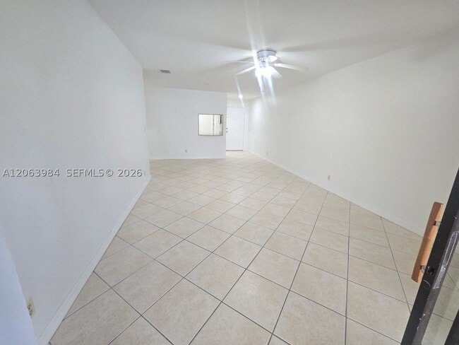 Building Photo - 11588 SW 112th Ave