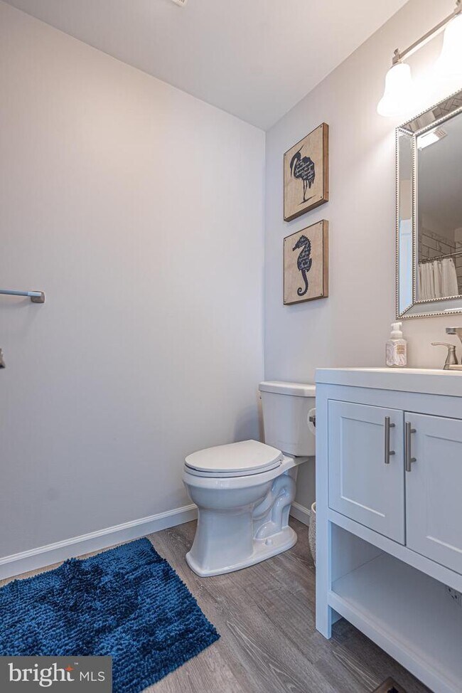 Building Photo - 148 Captains Quarters Rd