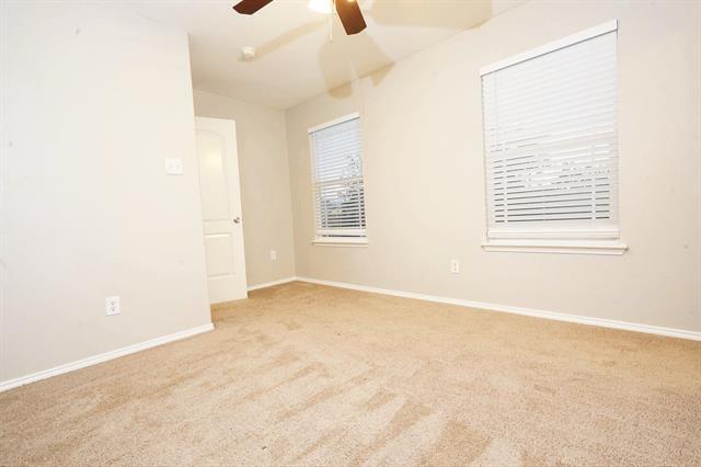 Building Photo - 1612 Cambridge Dr