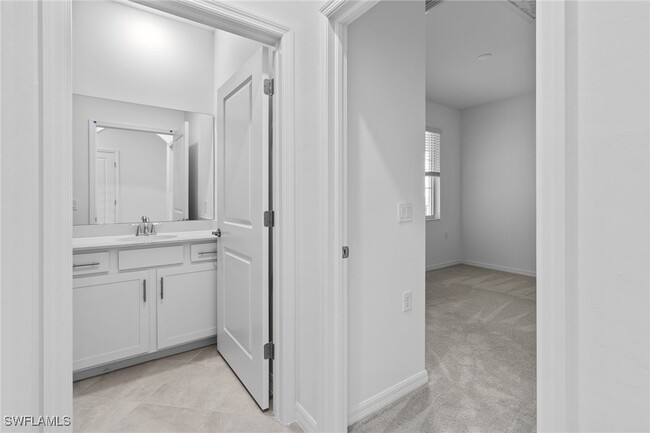 Building Photo - 5807 Double Eagle Cir