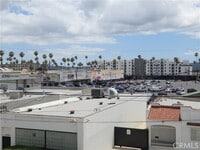 Building Photo - 14537 Archwood St