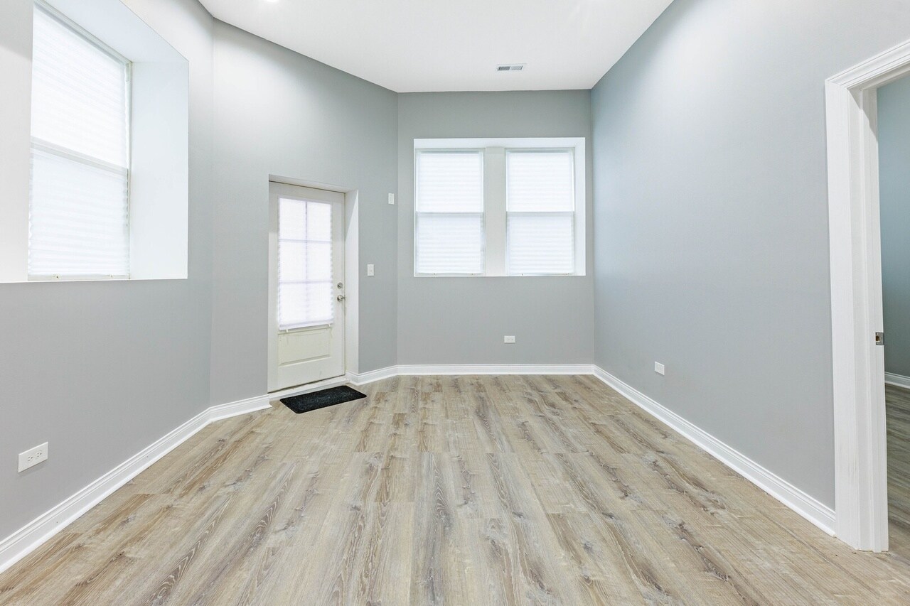 Building Photo - 2800 S Saint Louis Ave