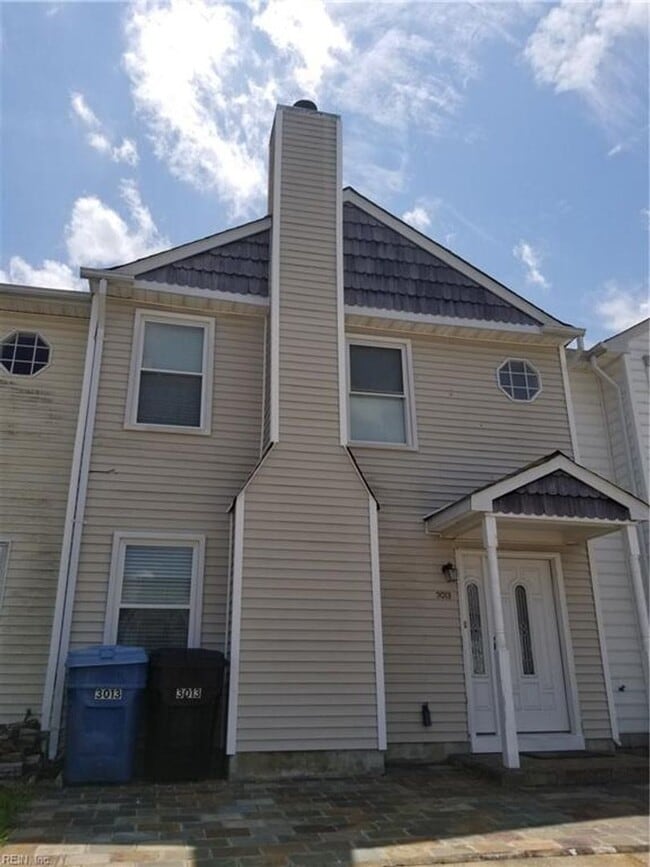 Landstown Lakes 3013 Glastonbury Cir Virginia Beach VA 23453