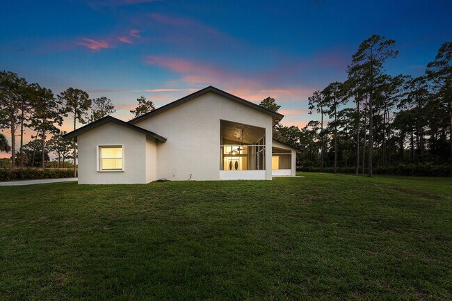 Building Photo - 16105 Temple Blvd