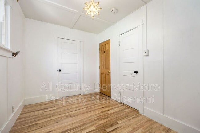 Building Photo - 9030 W 64th Pl