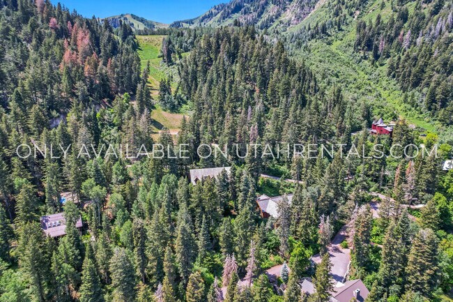 Building Photo - 2718 Stewart Rd