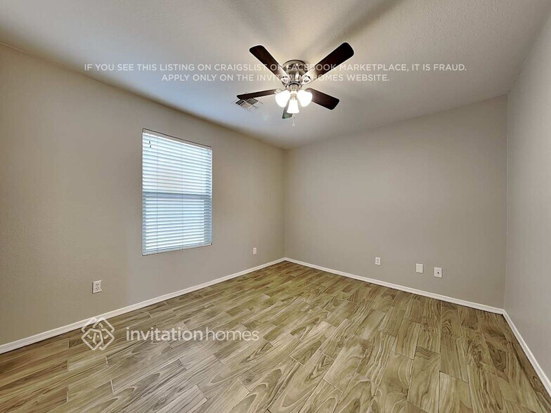 Building Photo - 9414 W Sheridan St