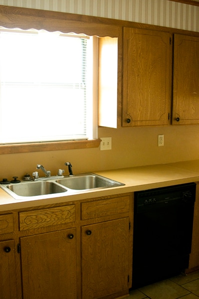 Building Photo - 111 Willow Ln