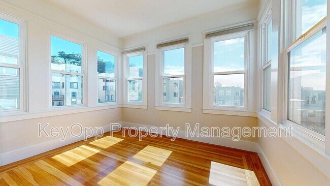 Building Photo - 769 18th Ave