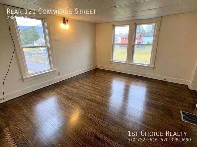 Building Photo - Rear 121 Commerce Street-