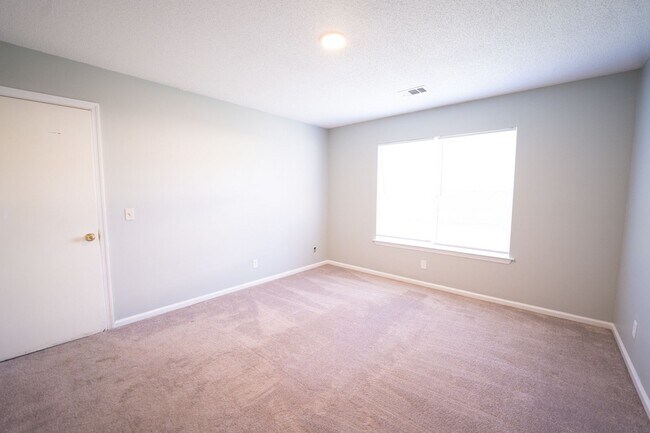 Building Photo - Available Soon!