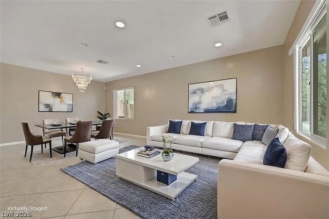 Building Photo - 2501 Bechamel Pl
