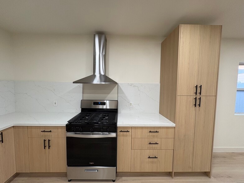 Building Photo - 228 W Colorado Blvd