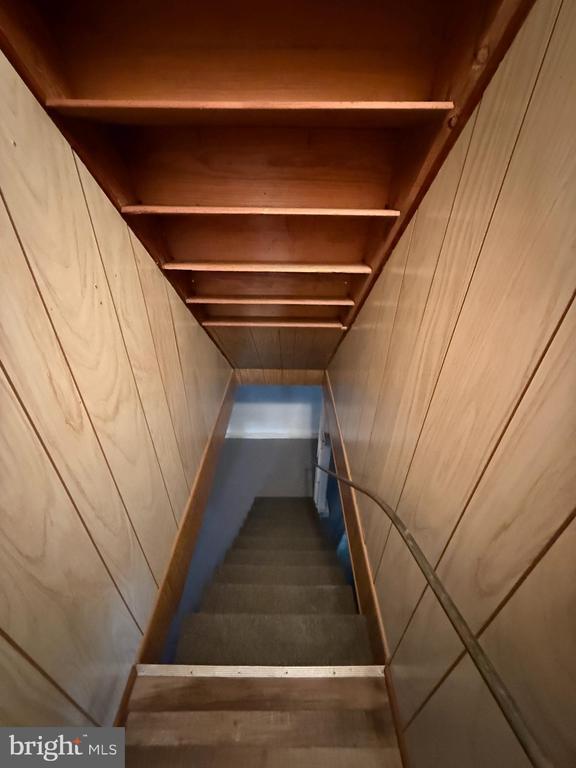 Building Photo - 11 Strawberry Ln