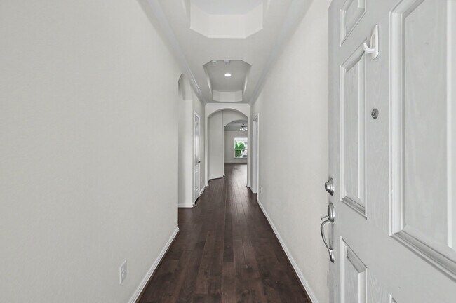 Building Photo - 21327 Somerset Shores Crossing