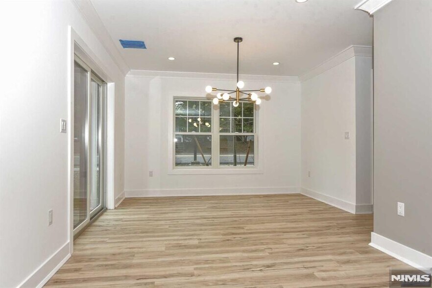 KITCHEN OR LIVING AREA - 234 Rivervale Rd