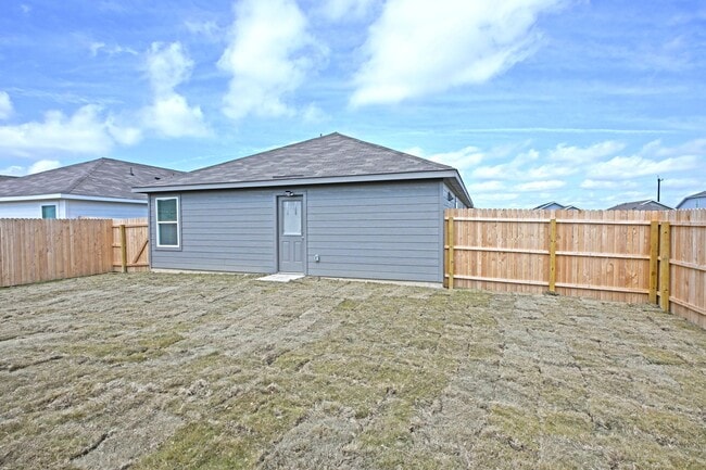 Building Photo - 462 River Run Wy