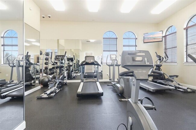 Building Photo - 119 Elissar Dr