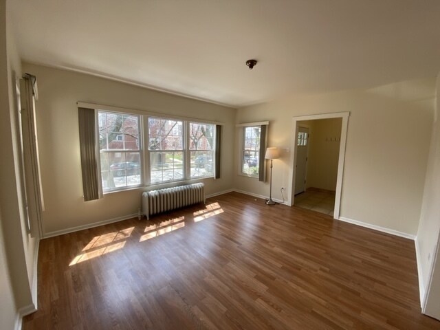 Building Photo - 3638 W Cornelia Ave