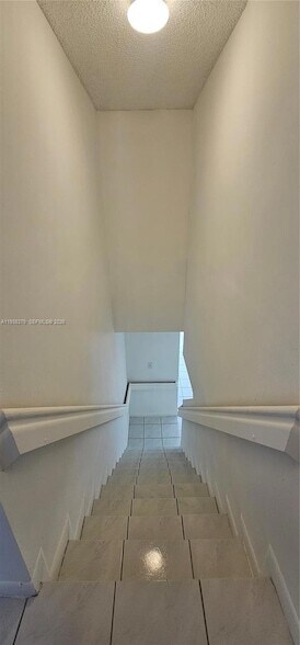 Building Photo - 1158 NW 124th Ave