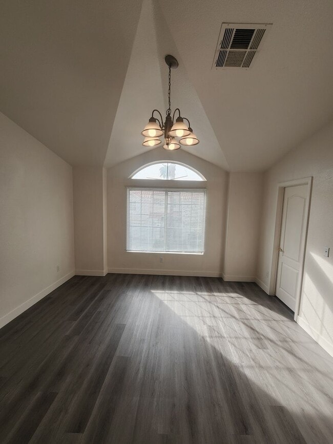 Building Photo - 5264 Island Chain Rd