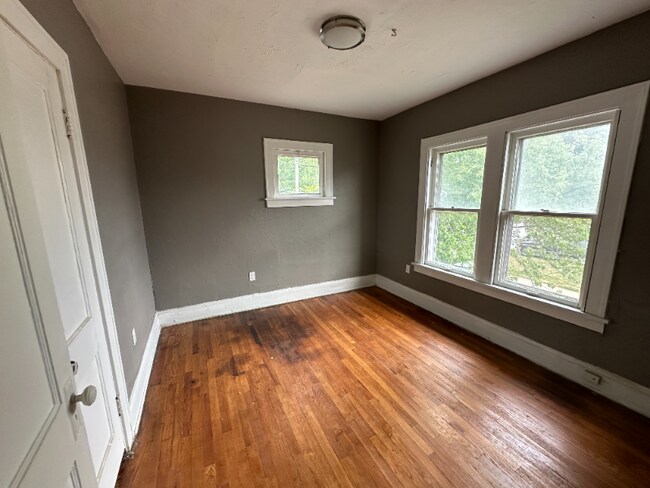 Building Photo - 4747 E 88th St