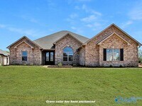 Building Photo - 16904 Stonegate Dr