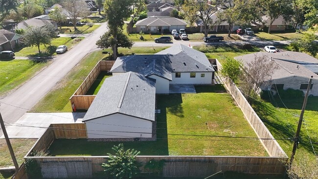 Building Photo - 9242 Autauga St