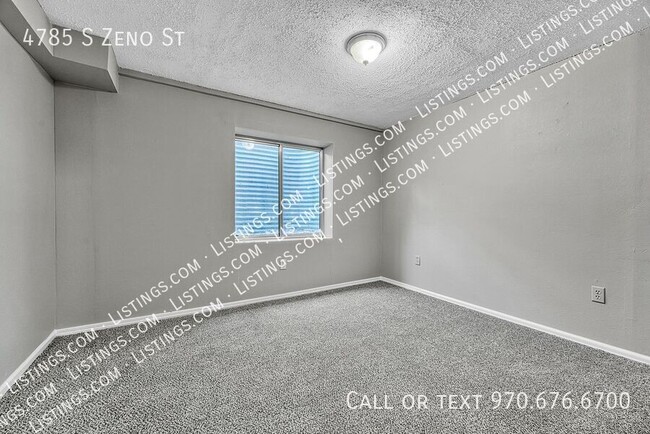 Building Photo - 4785 S Zeno St