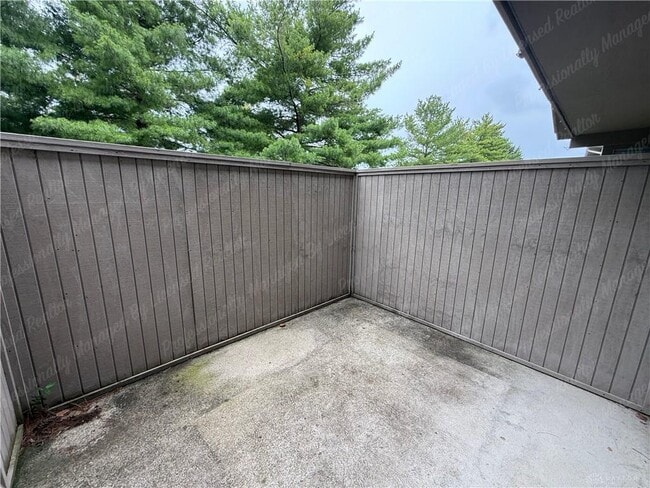 Building Photo - 9765 Centerville Creek Ln