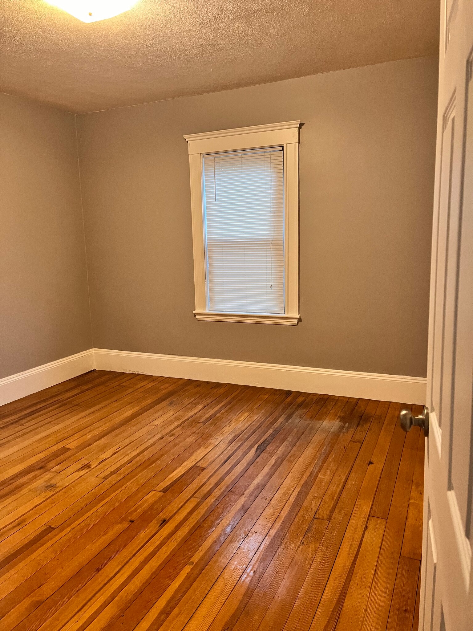 Building Photo - 32 Chubbuck St