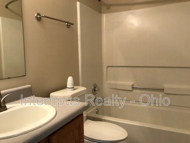 Building Photo - 129 Lofton Cir