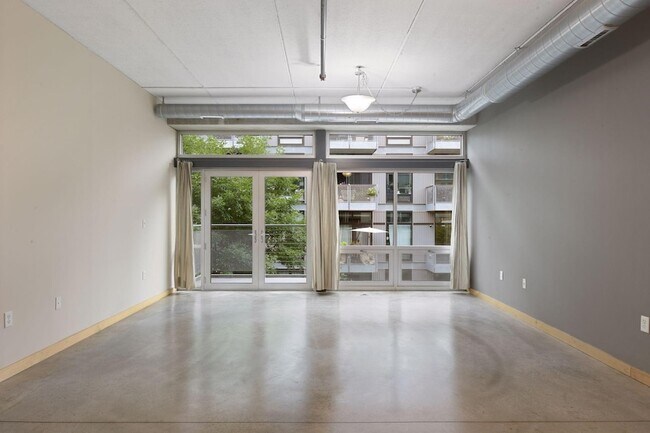 Building Photo - 710 N 4th St