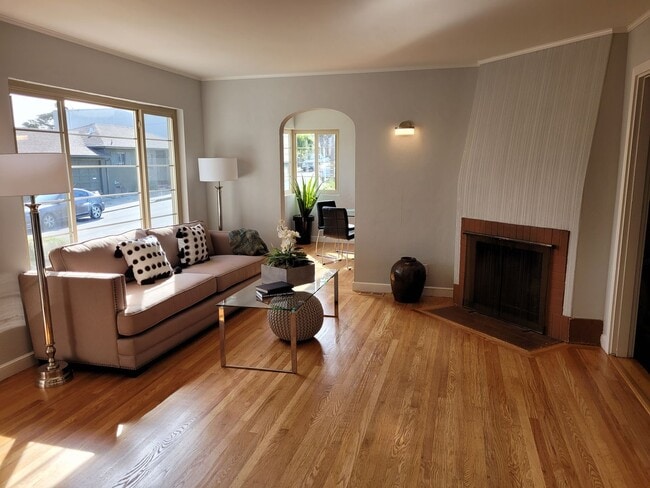 Building Photo - Charming 3 bedroom House in San Bruno