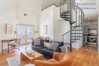 Building Photo - 301 E 4th St