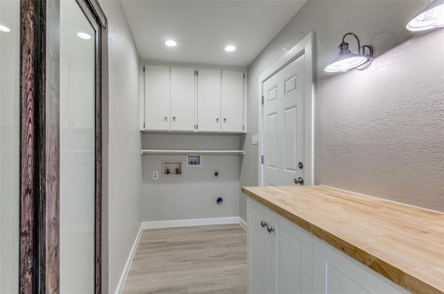 Building Photo - 2020 Normandy Dr