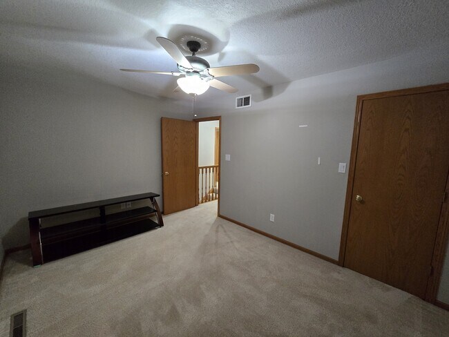 Building Photo - 4710 Donald Dr